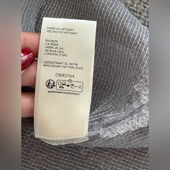 Free People “Disco Margarita” Sequin Button-Down Shirt – Silver – Size Small - Picture 12 of 16